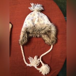 American Eagle Winter Faux Hat
